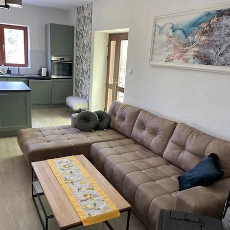 Dea Solis Apartment